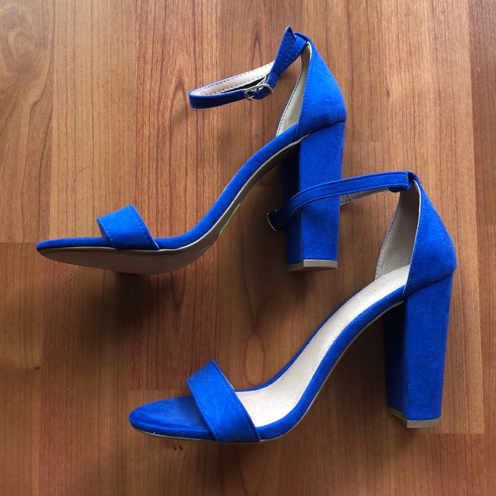 NWOB Blue Charlotte Russe Heels-Size 8